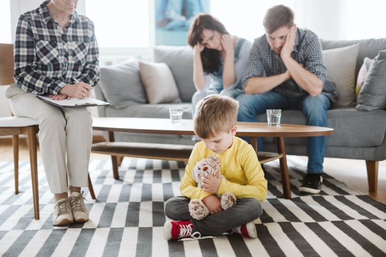 ADHD DİKKAT EKSİKLİĞİ HİPERKATİVİTE BOZUKLUĞU NEDİR?